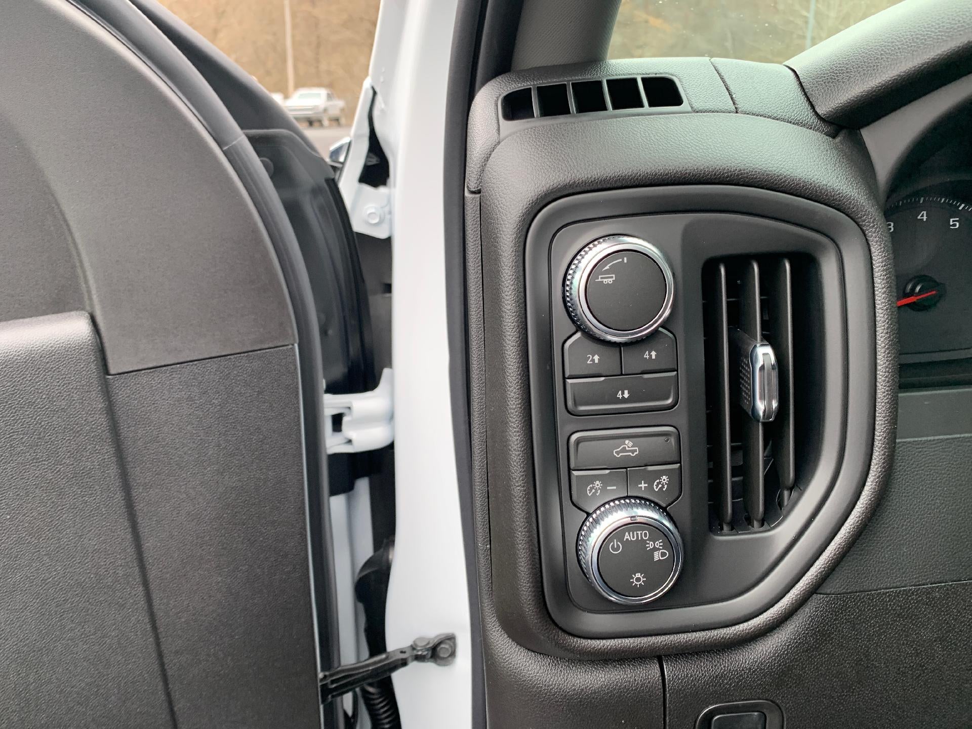 2026 GMC Sierra 2500 HD Pro Crew Cab 4x4