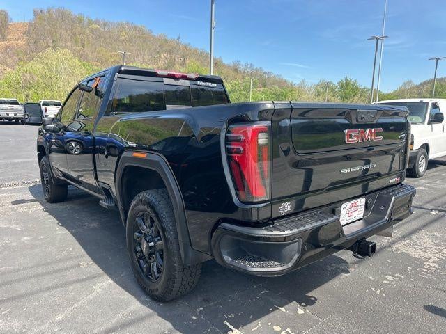 2025 GMC Sierra 2500 HD Crew Cab Standard Box 4-Wheel Drive AT4