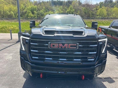 2025 GMC Sierra 2500 HD Crew Cab Standard Box 4-Wheel Drive AT4