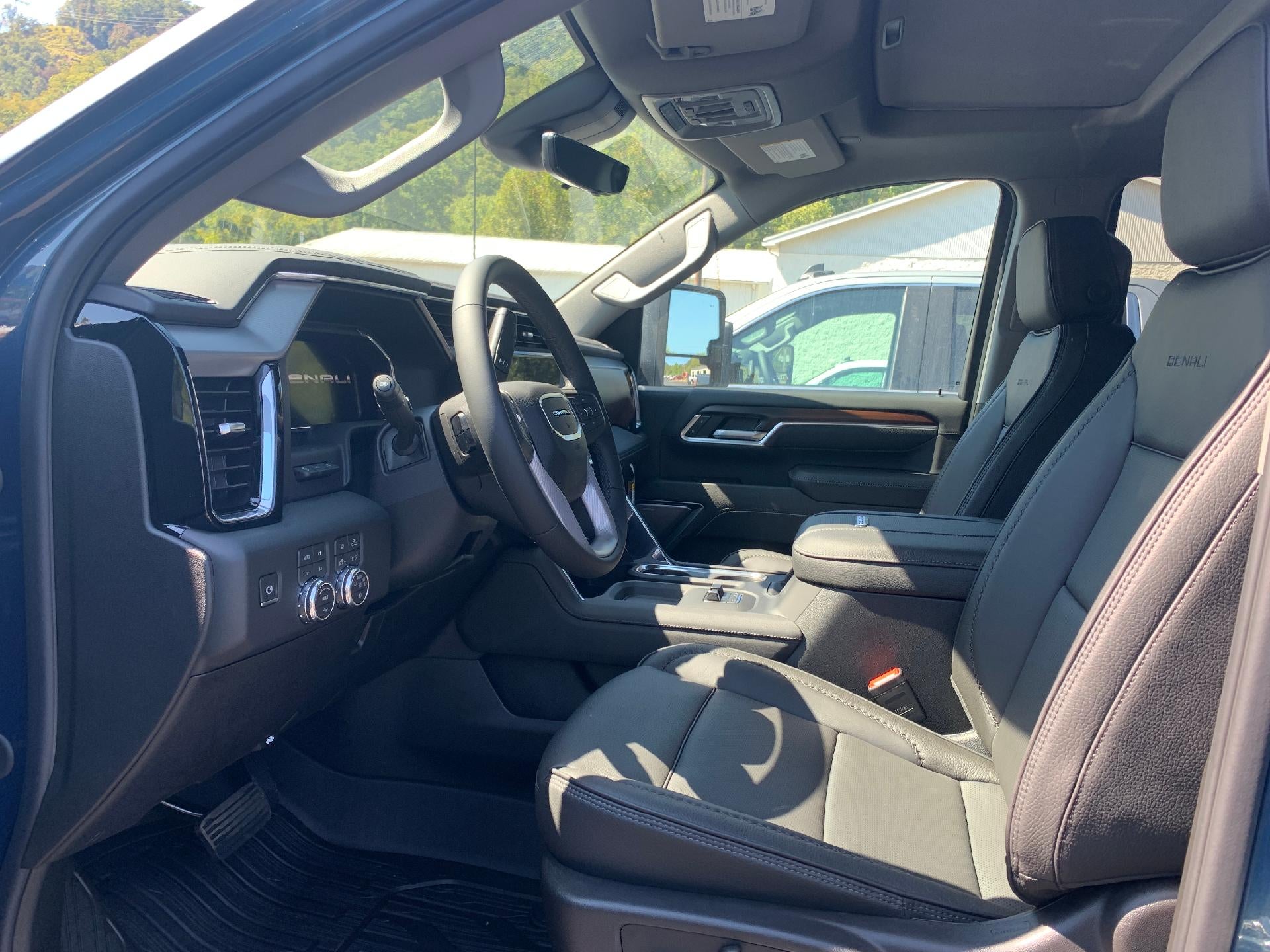 2026 GMC Sierra 2500 HD Denali Reserve Crew Cab 4x4 Duramax Diesel