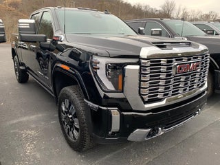 2026 GMC Sierra 3500 HD Denali Reserve Crew Cab 4x4 Duramax Diesel