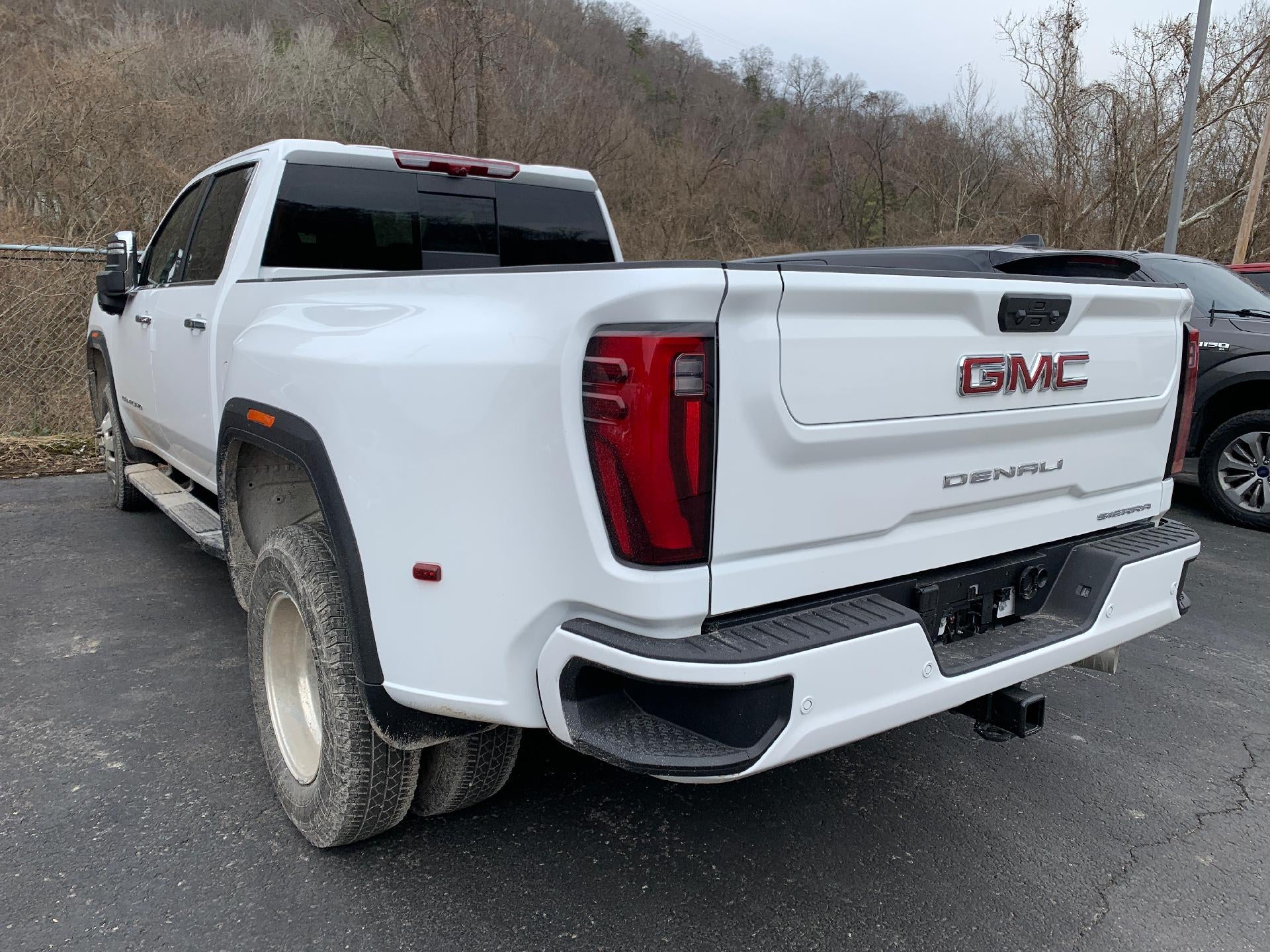 2026 GMC Sierra 3500 HD Denali Reserve Crew Cab 4x4 Dually Duramax Diesel