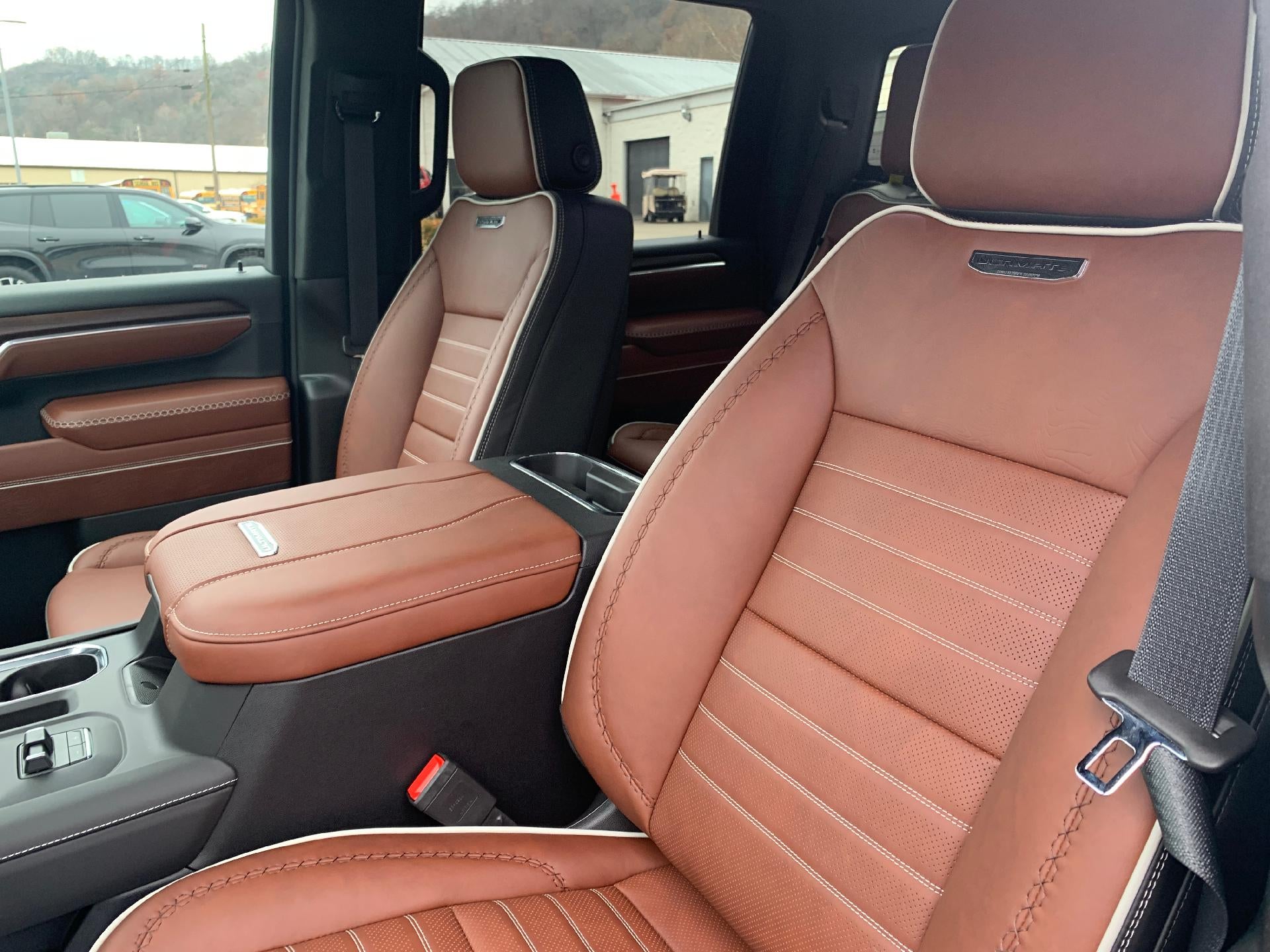 2026 GMC Sierra 2500 HD Denali Ultimate Crew Cab 4x4 Duramax Diesel