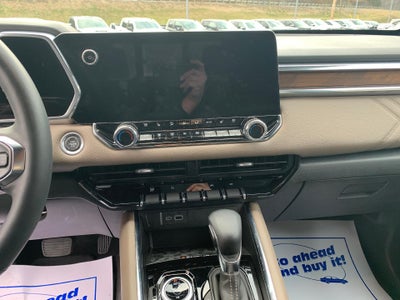 2023 GMC Canyon Crew Cab Short Box 4-Wheel Drive Denali