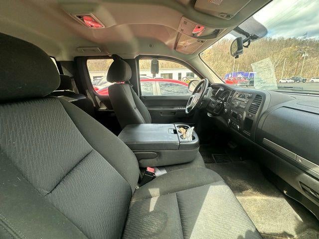 2011 GMC Sierra 1500 Extended Cab Standard Box 4-Wheel Drive SLE