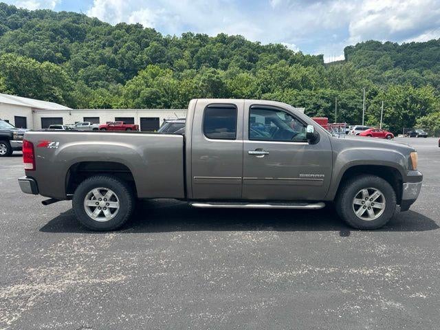2011 GMC Sierra 1500 Extended Cab Standard Box 4-Wheel Drive SLE