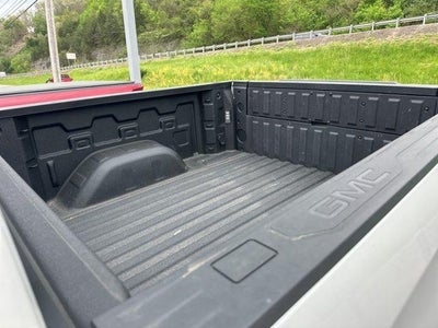 2023 GMC Sierra 1500 Crew Cab Short Box 4-Wheel Drive SLT