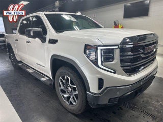 2023 GMC Sierra 1500 Crew Cab Short Box 4-Wheel Drive SLT