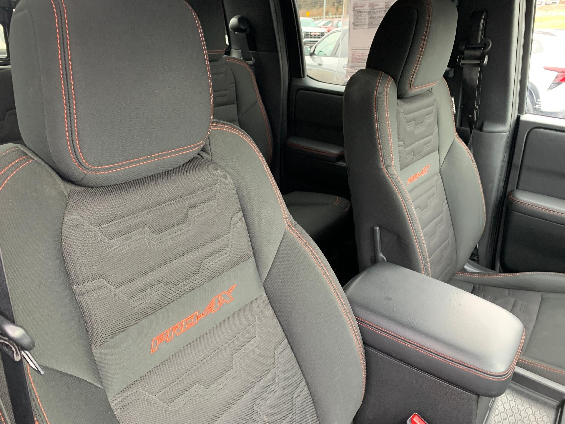 2024 Nissan Frontier Crew Cab 4x4 PRO-4X