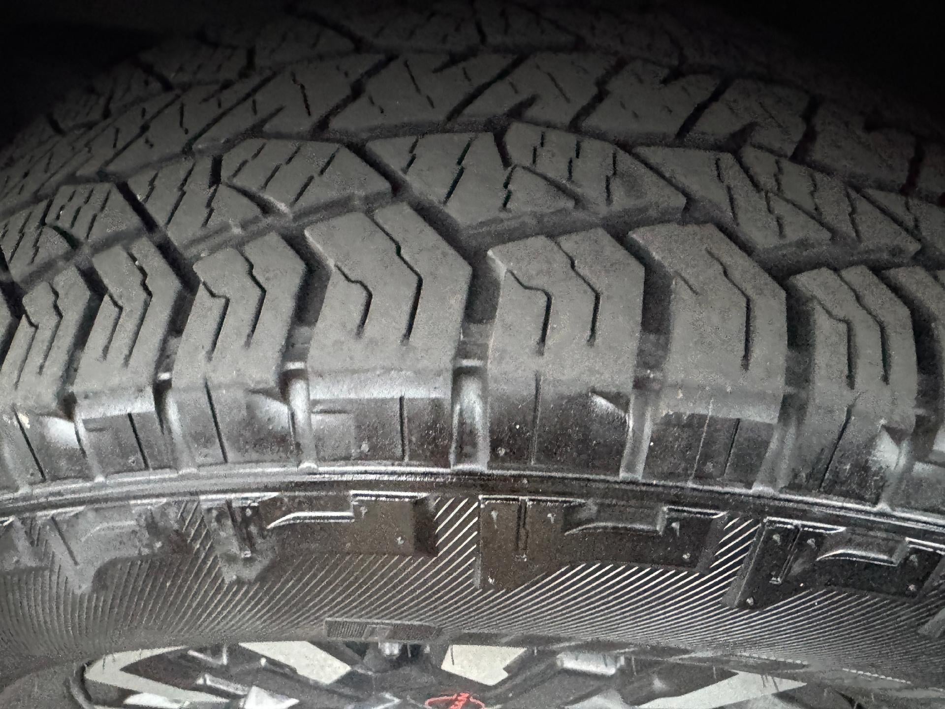 2024 Nissan Frontier Crew Cab 4x4 PRO-4X