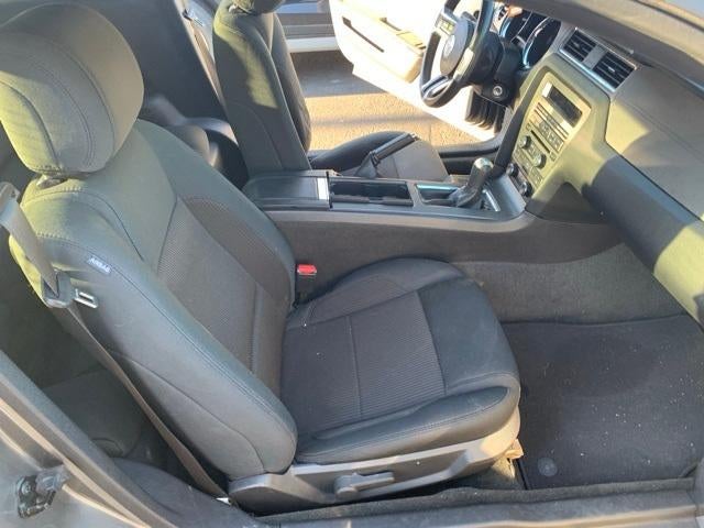 2014 Ford Mustang 2dr Cpe V6