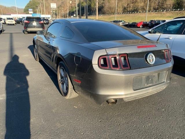 2014 Ford Mustang 2dr Cpe V6