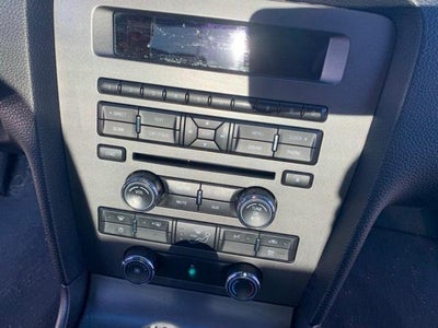 2014 Ford Mustang 2dr Cpe V6