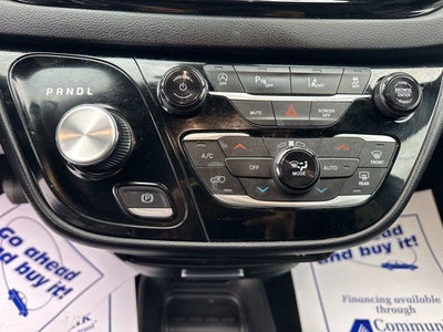 2025 Chrysler Pacifica Select FWD