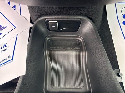 2025 Chrysler Pacifica Select FWD