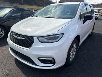 2024 Chrysler Pacifica Touring L FWD