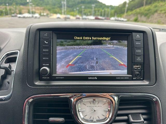 2016 Chrysler Town & Country 4dr Wgn Touring