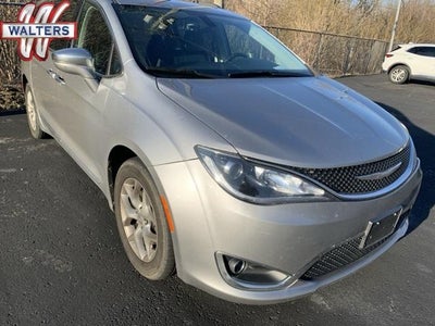 2018 Chrysler Pacifica Limited FWD
