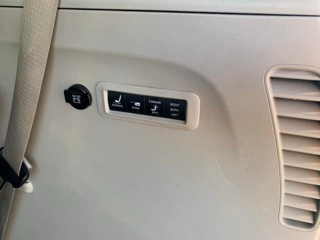 2018 Chrysler Pacifica Limited FWD