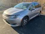 2018 Chrysler Pacifica Limited FWD