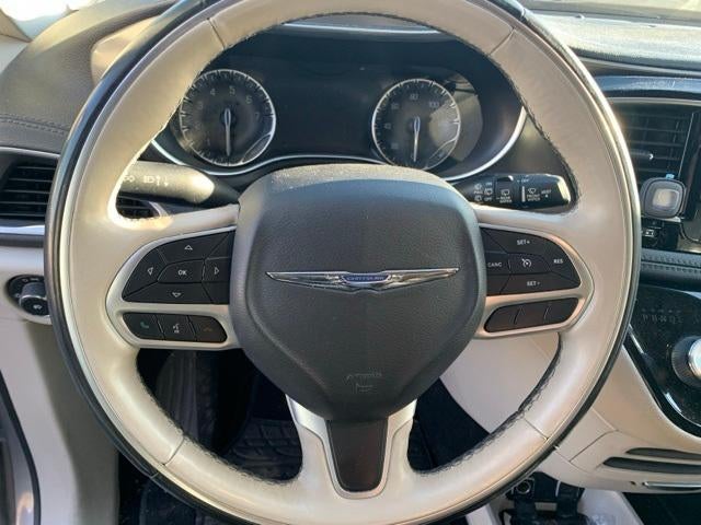 2018 Chrysler Pacifica Limited FWD