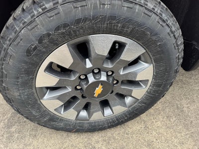 2026 Chevrolet Silverado 2500 HD Custom Crew Cab 4x4 Z71