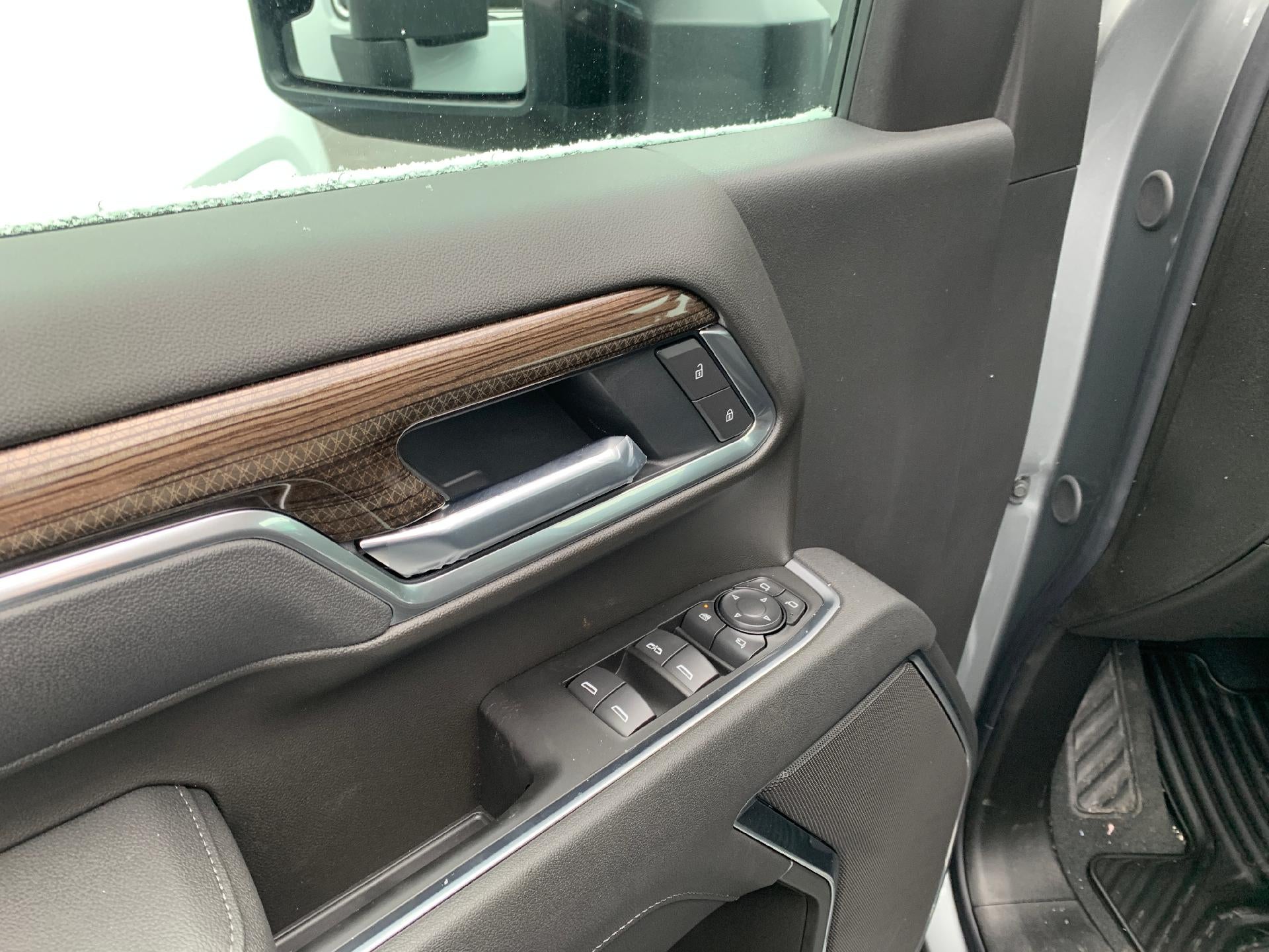 2026 Chevrolet Silverado 2500 HD LT Trail Boss Crew Cab 4x4 Duramax Diesel Z71