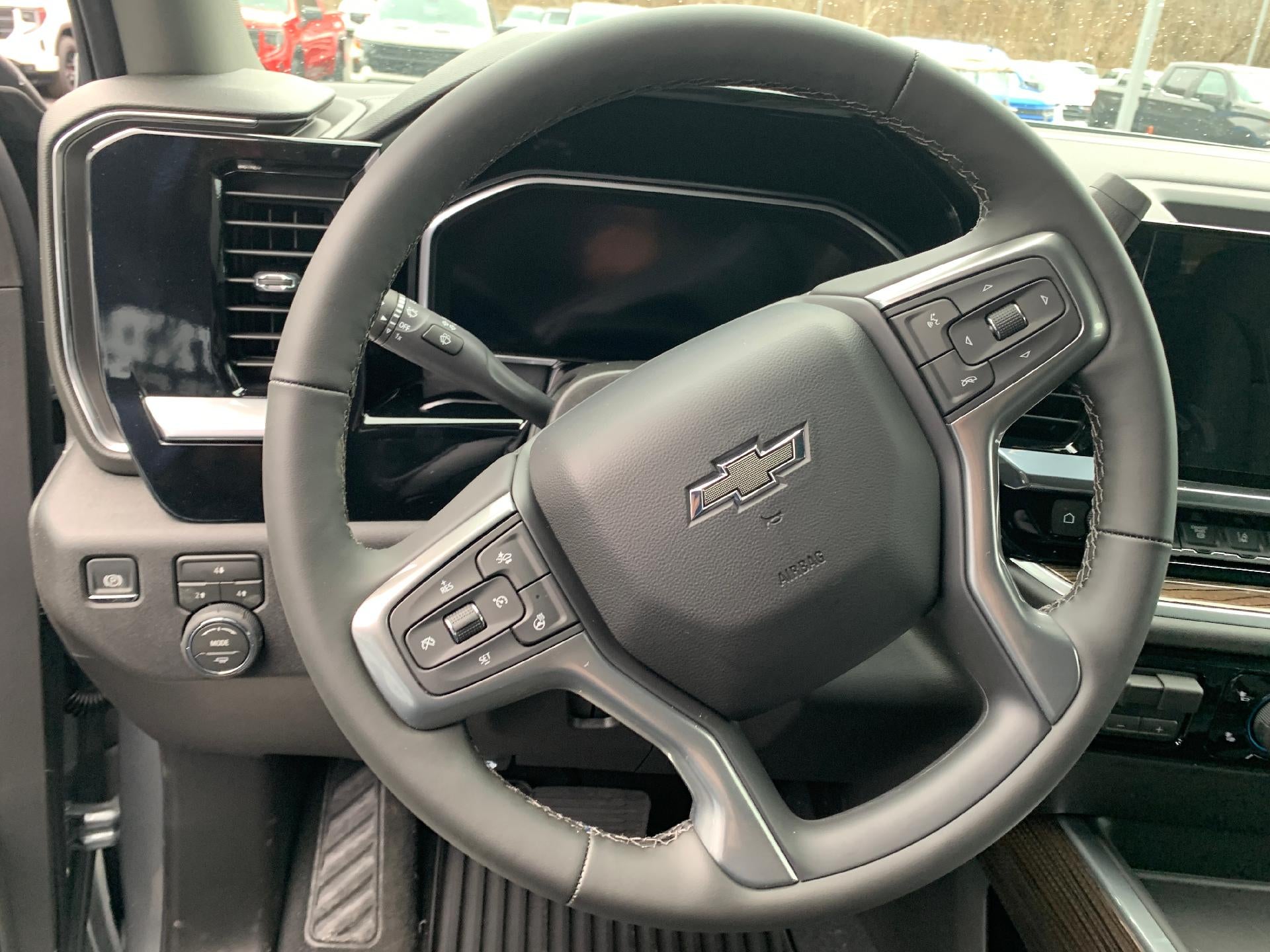 2026 Chevrolet Silverado 2500 HD LT Trail Boss Crew Cab 4x4 Duramax Diesel Z71