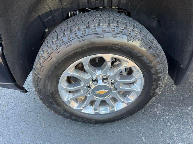 2025 Chevrolet Silverado 2500 HD Crew Cab Standard Box 4-Wheel Drive LTZ