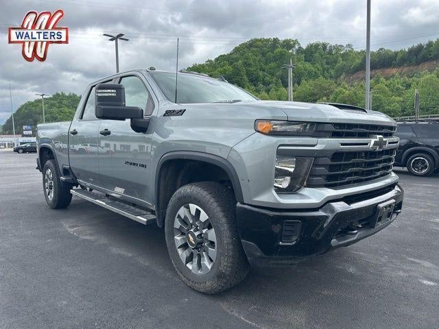 2024 Chevrolet Silverado 2500 HD Crew Cab Standard Box 4-Wheel Drive Custom