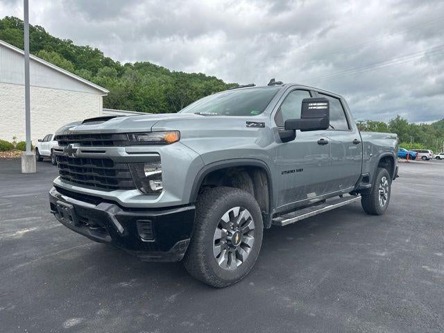 2024 Chevrolet Silverado 2500 HD Crew Cab Standard Box 4-Wheel Drive Custom