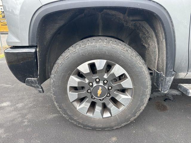 2024 Chevrolet Silverado 2500 HD Crew Cab Standard Box 4-Wheel Drive Custom