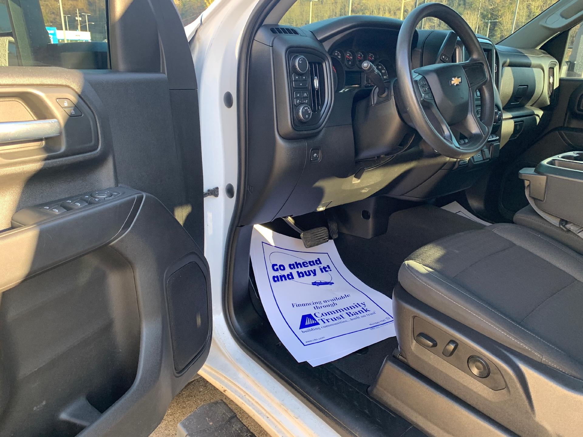 2024 Chevrolet Silverado 2500 HD Crew Cab Standard Box 4-Wheel Drive Custom