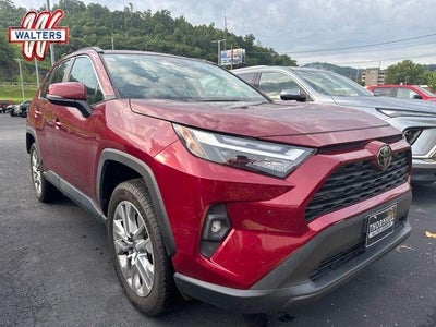 2025 Toyota RAV4 XLE Premium AWD (Natl)