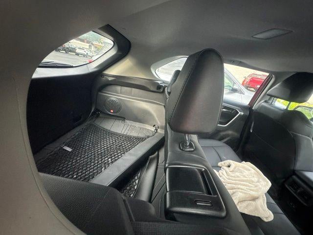 2025 Toyota RAV4 XLE Premium AWD (Natl)
