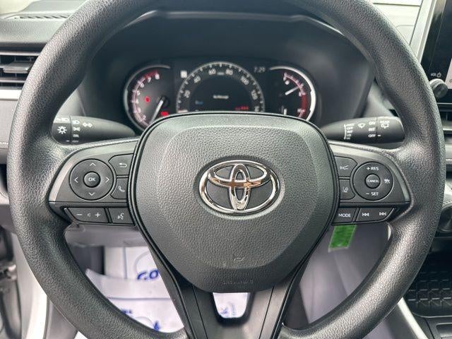 2025 Toyota RAV4 LE AWD (Natl)