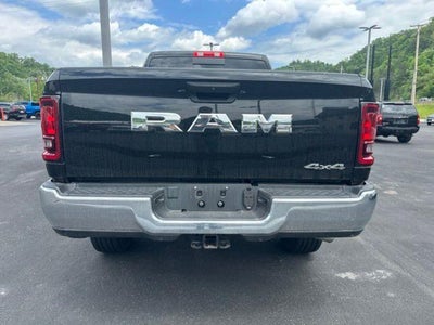 2025 RAM 2500 Tradesman 4x4 Crew Cab 6'4" Box