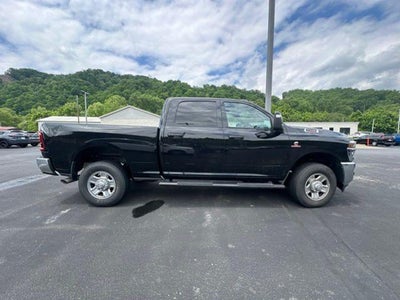2025 RAM 2500 Tradesman 4x4 Crew Cab 6'4" Box