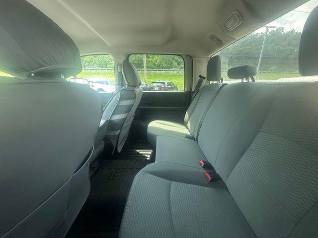 2018 RAM 2500 Tradesman 4x4 Crew Cab 6'4" Box