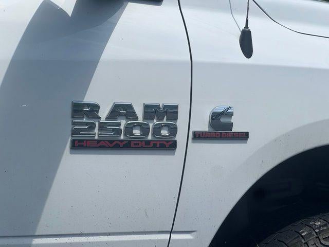2018 RAM 2500 Tradesman 4x4 Crew Cab 6'4" Box