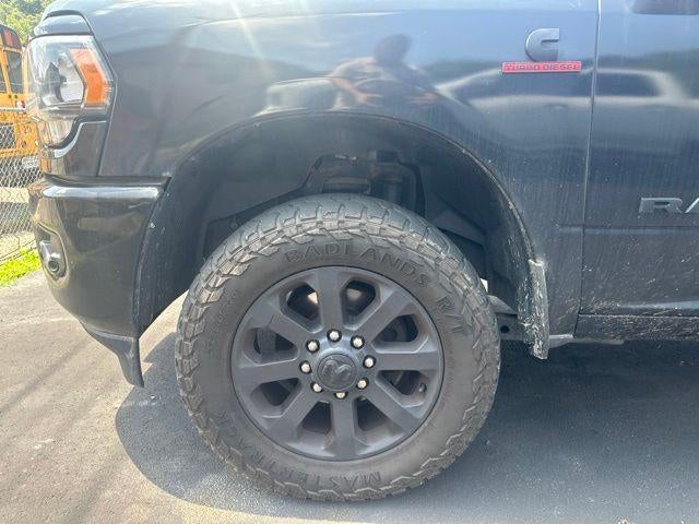 2022 RAM 2500 Big Horn 4x4 Crew Cab 6'4" Box