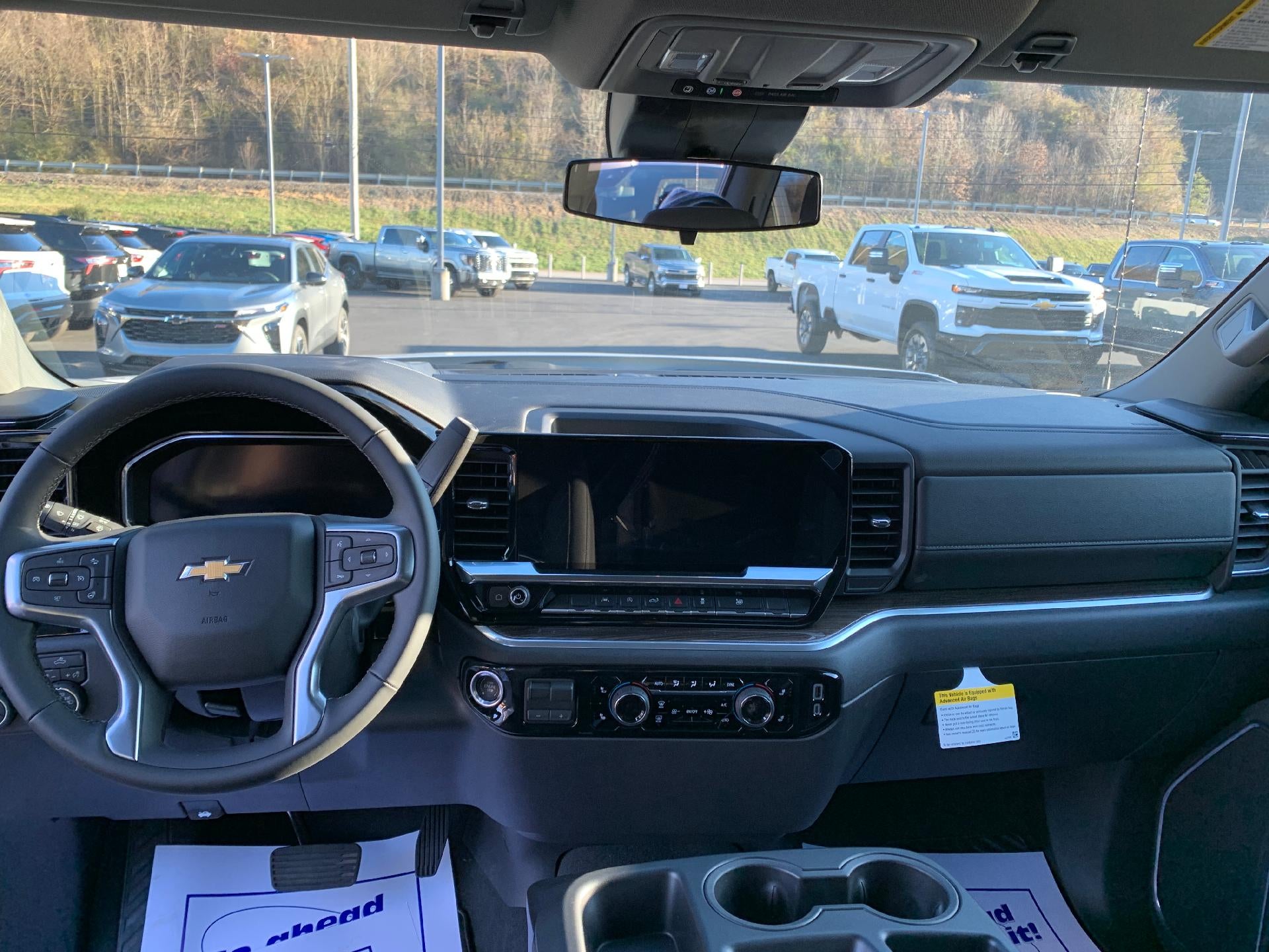 2026 Chevrolet Silverado 1500 LT Crew Cab 4x4