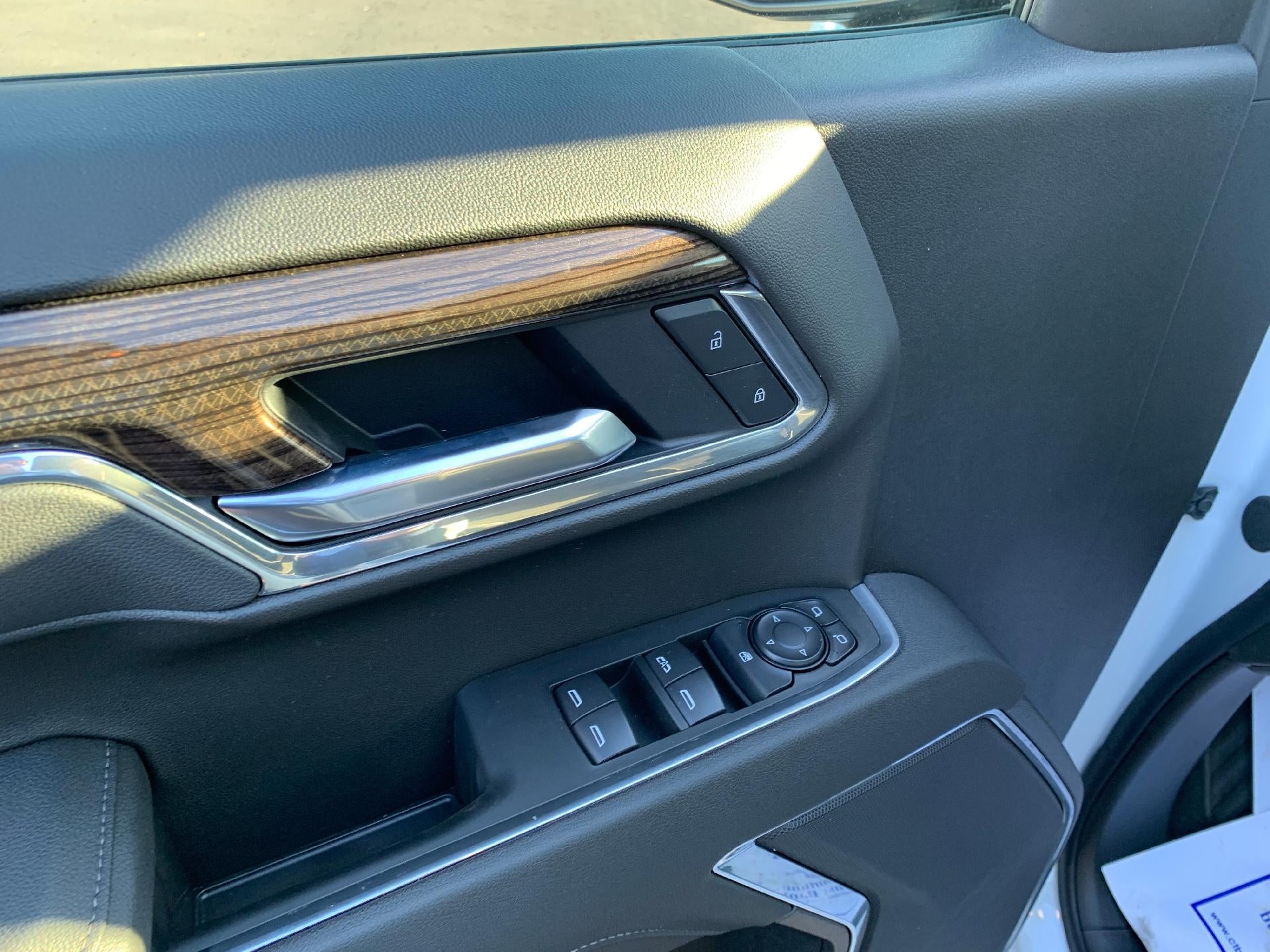 2026 Chevrolet Silverado 1500 LT Crew Cab 4x4