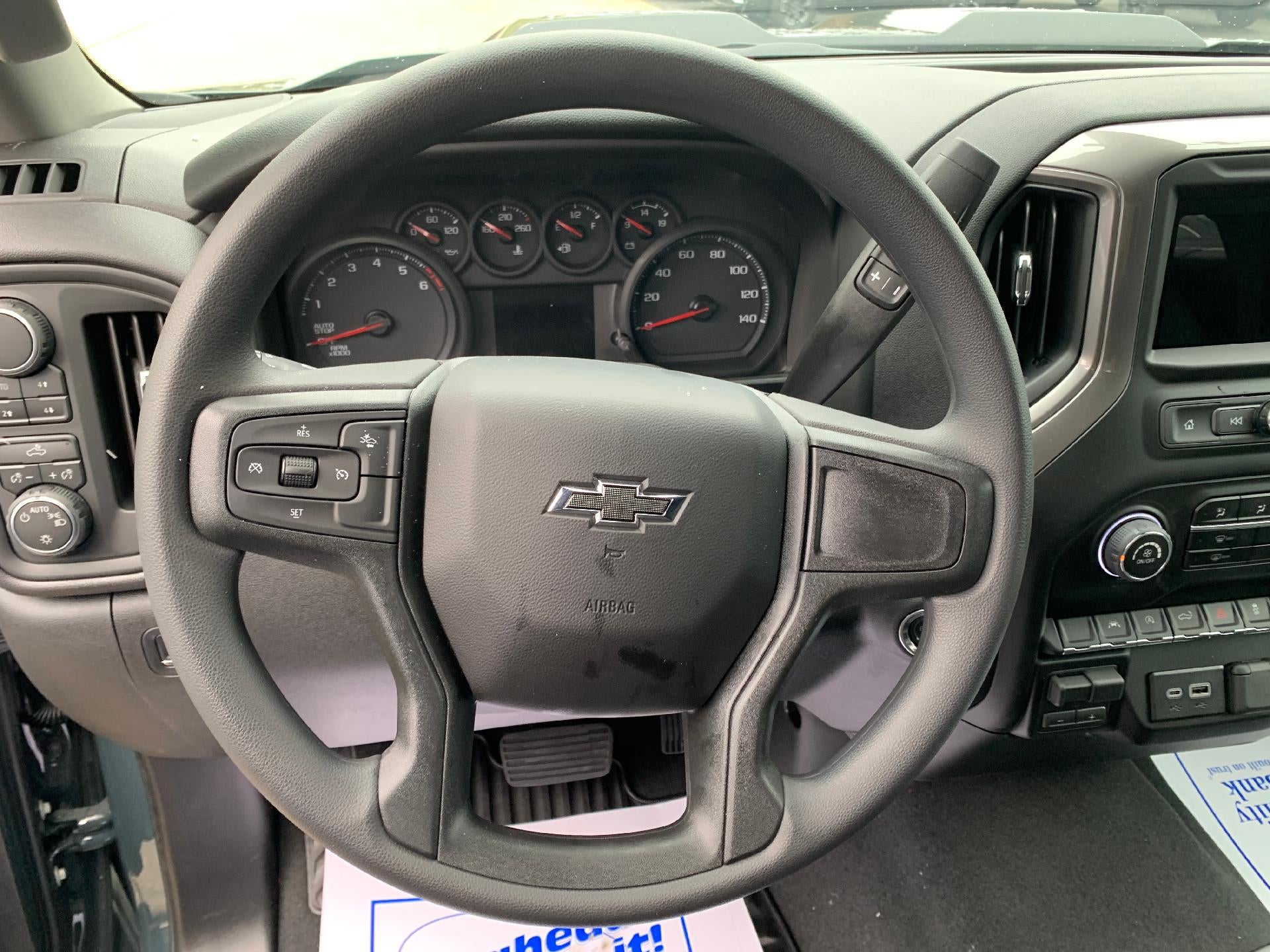 2026 Chevrolet Silverado 1500 Custom Trail Boss Crew Cab 4x4 Z71