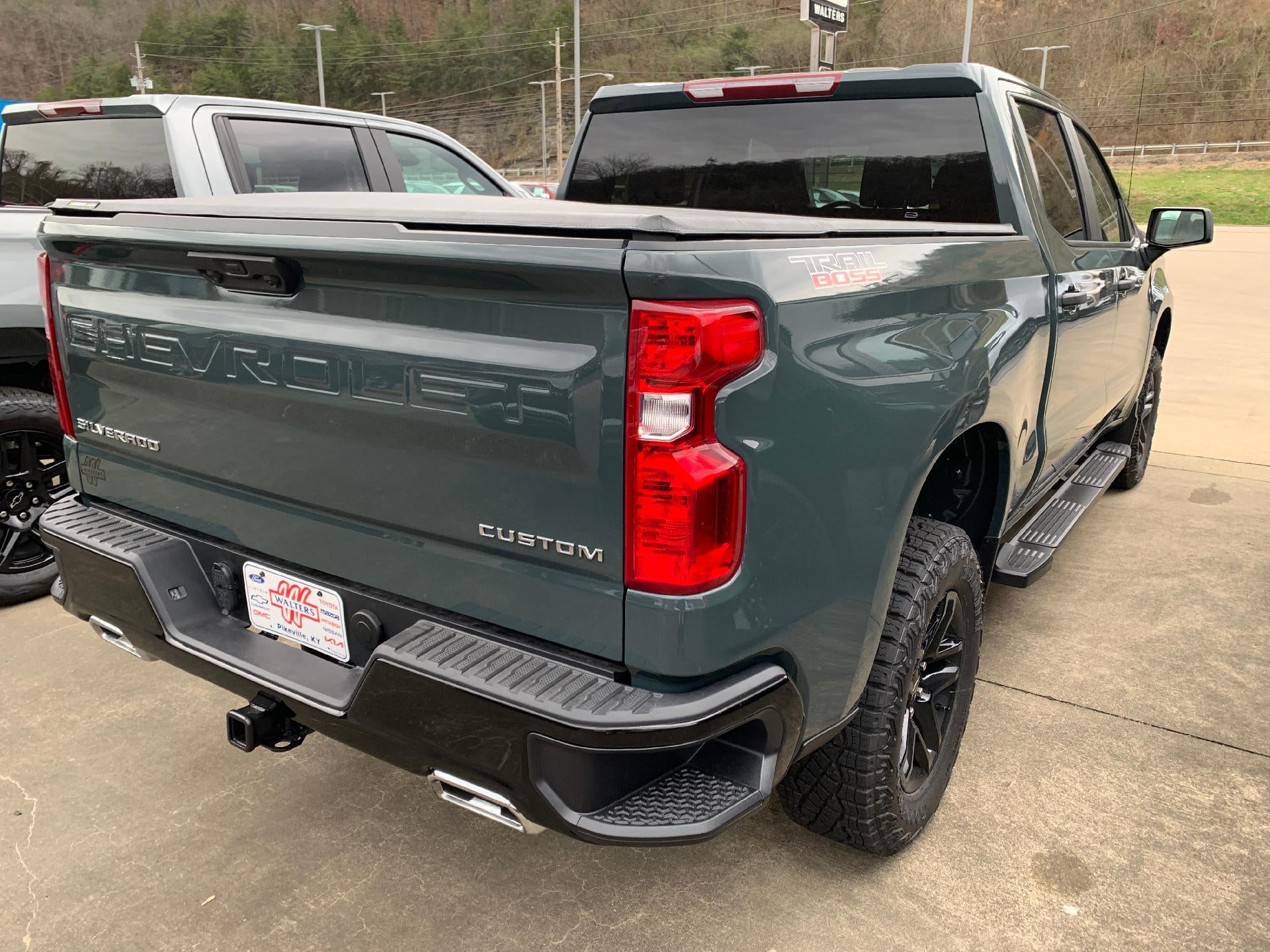 2026 Chevrolet Silverado 1500 Custom Trail Boss Crew Cab 4x4 Z71