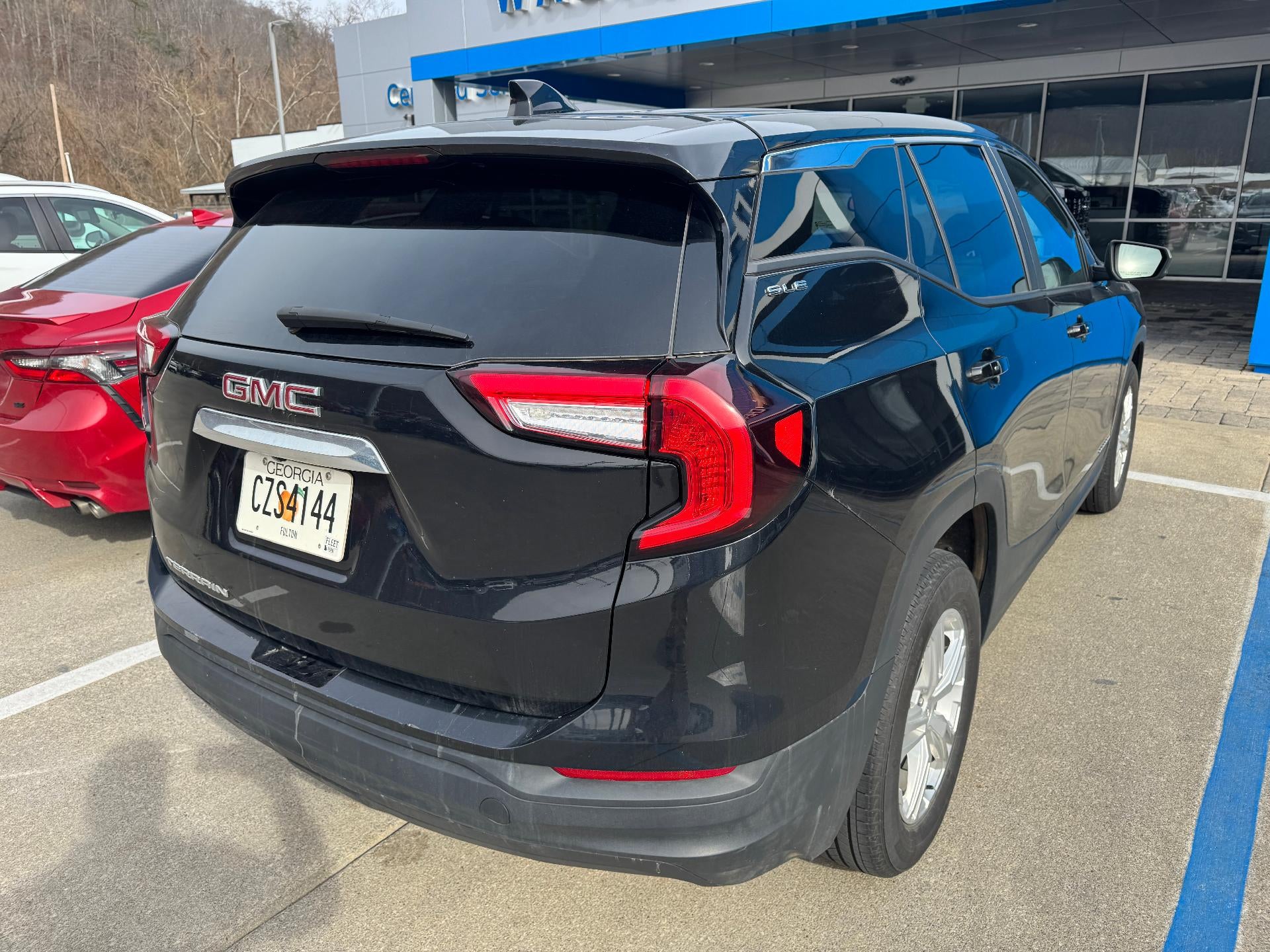 2024 GMC Terrain FWD 4dr SLE