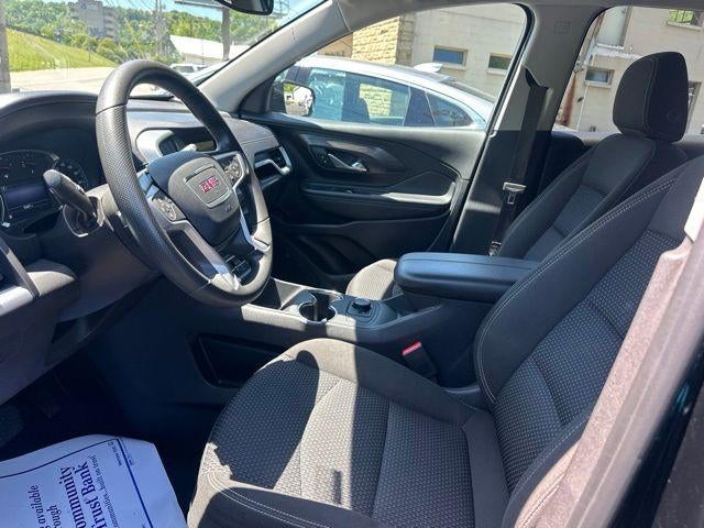 2024 GMC Terrain FWD 4dr SLE