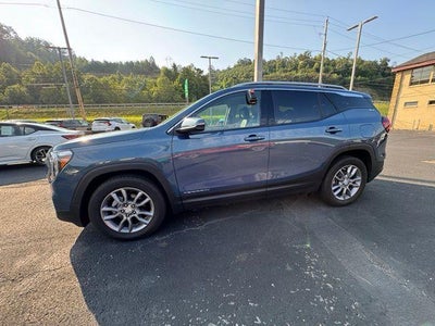2024 GMC Terrain FWD 4dr SLT