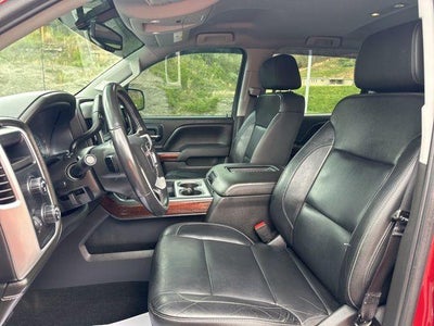 2018 GMC Sierra 1500 Crew Cab Short Box 4-Wheel Drive SLT