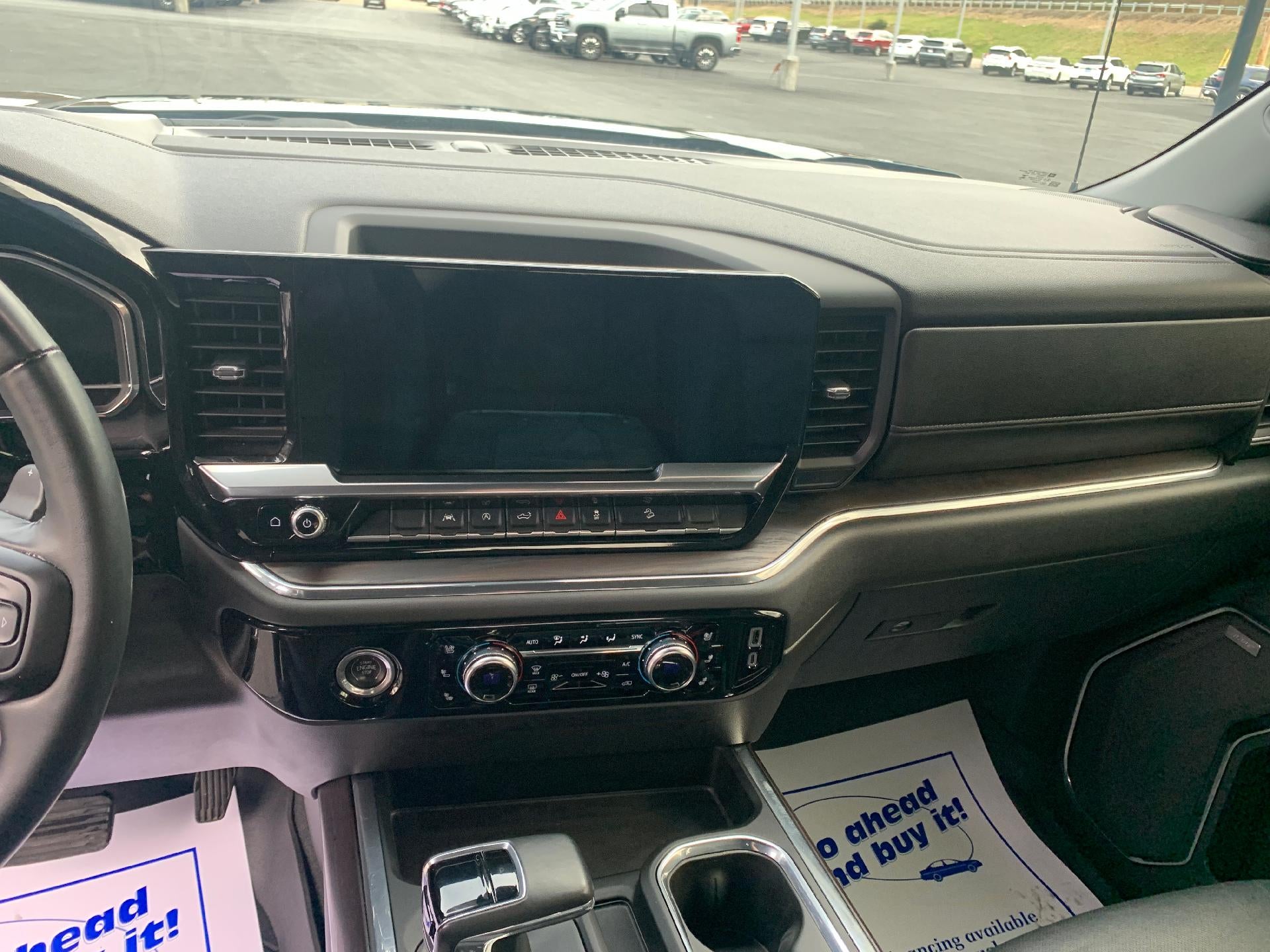 2023 GMC Sierra 1500 Crew Cab Short Box 4-Wheel Drive SLT